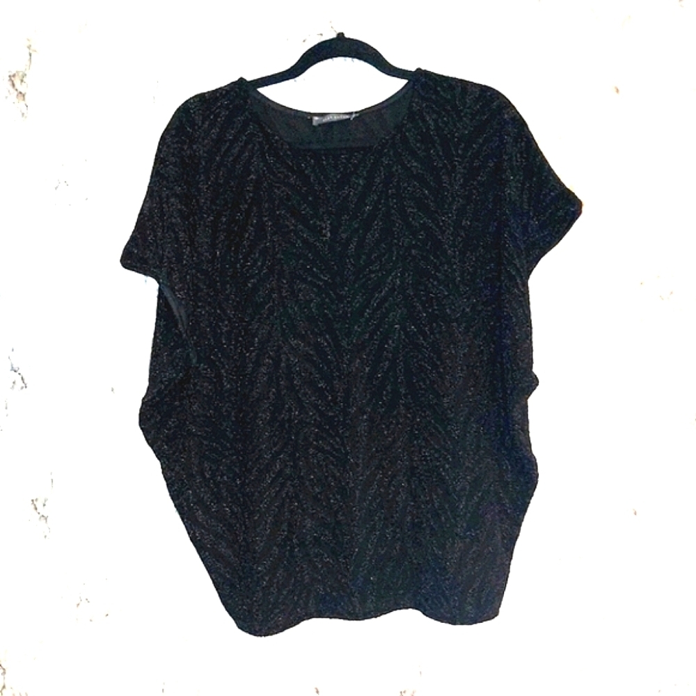 NWT Suzy Shier Poncho Sleeve Top size M
